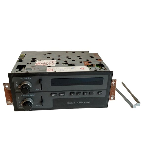 GM Model 16165881 Delco Vintage Radio Stereo Receiver UNTESTED - Picture 1 of 7